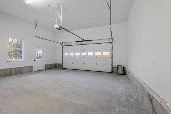 Cost of Garage Window Repair in Mansfield
