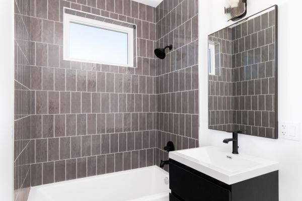 Cost of Shower Window Repair in Mansfield
